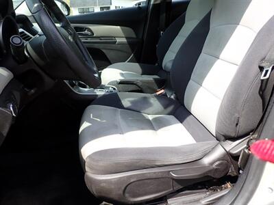 2014 Chevrolet Cruze LS Auto   - Photo 38 - Uniontown, PA 15401