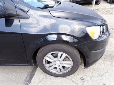 2012 Chevrolet Sonic LT   - Photo 9 - Uniontown, PA 15401