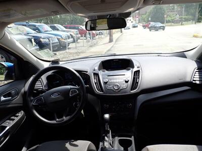 2017 Ford Escape SE   - Photo 6 - Uniontown, PA 15401