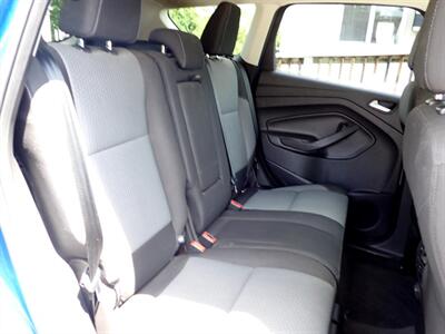 2017 Ford Escape SE   - Photo 7 - Uniontown, PA 15401