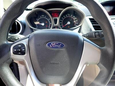 2011 Ford Fiesta SE   - Photo 29 - Uniontown, PA 15401