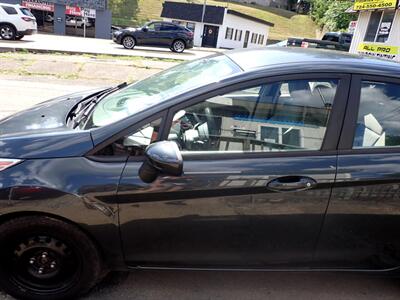 2011 Ford Fiesta SE   - Photo 16 - Uniontown, PA 15401