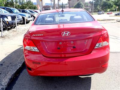 2012 Hyundai ACCENT GLS   - Photo 3 - Uniontown, PA 15401