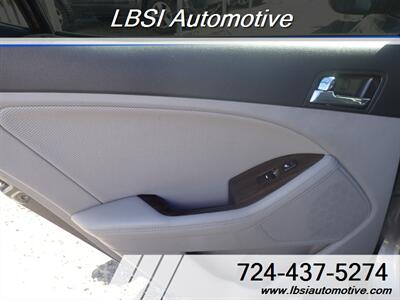 2012 Kia Optima EX   - Photo 19 - Uniontown, PA 15401