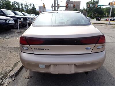 1997 Ford Escort LX   - Photo 3 - Uniontown, PA 15401
