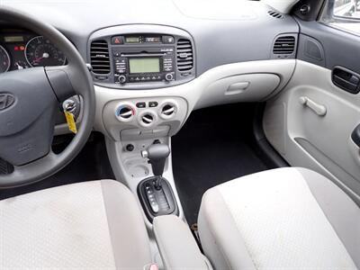 2009 Hyundai ACCENT GS   - Photo 6 - Uniontown, PA 15401