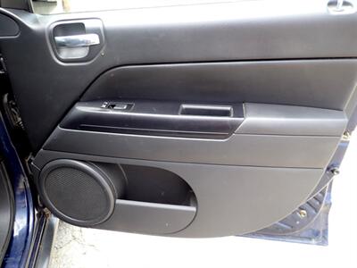 2012 Jeep Compass Latitude   - Photo 31 - Uniontown, PA 15401