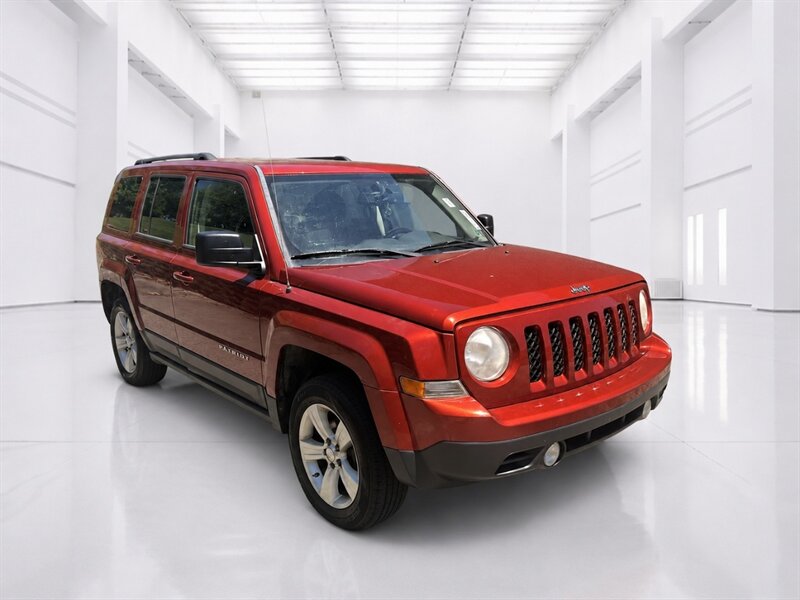 2012 Jeep Patriot Latitude   - Photo 1 - Uniontown, PA 15401