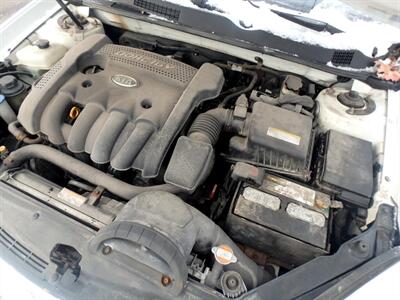2008 Kia Optima LX   - Photo 8 - Uniontown, PA 15401