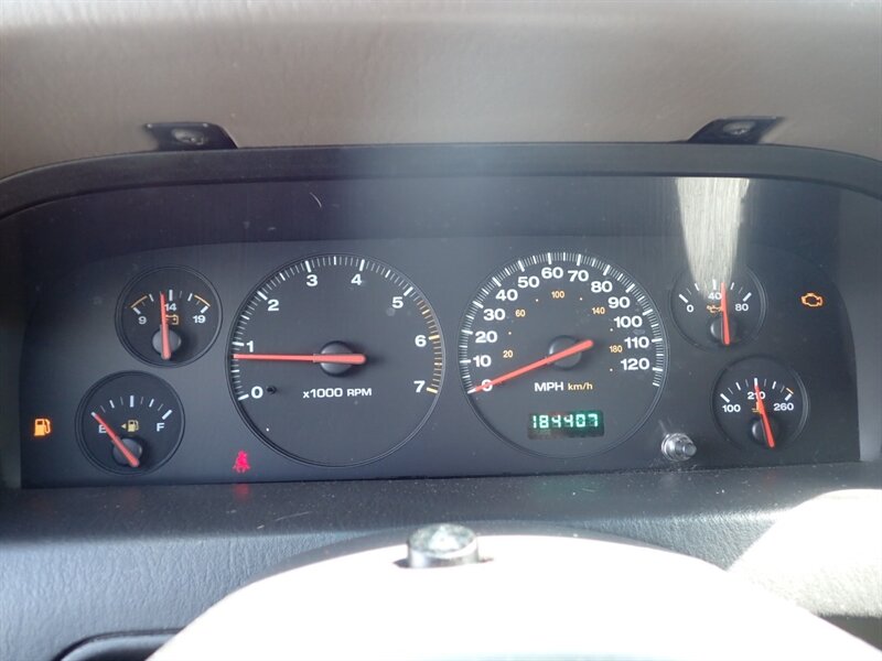 2000 Jeep Grand Cherokee Laredo 4dr Laredo   - Photo 23 - Uniontown, PA 15401