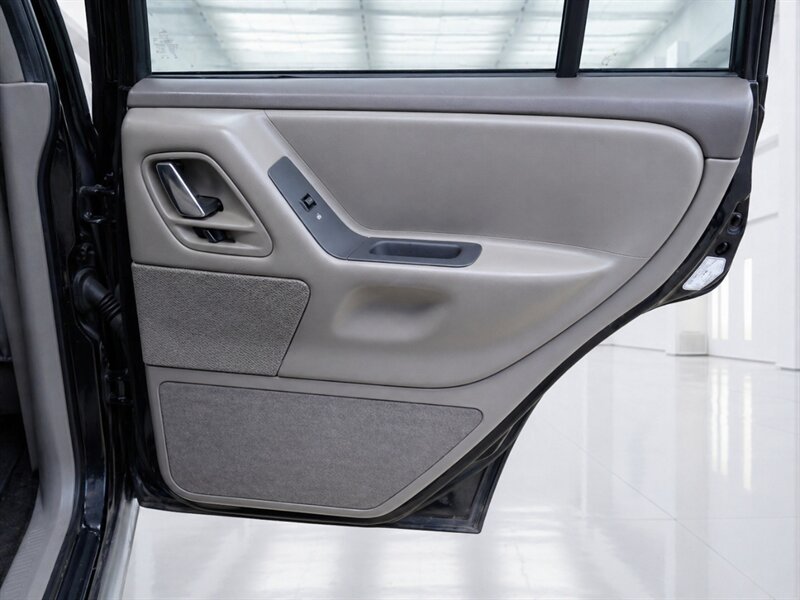 2000 Jeep Grand Cherokee Laredo 4dr Laredo   - Photo 20 - Uniontown, PA 15401