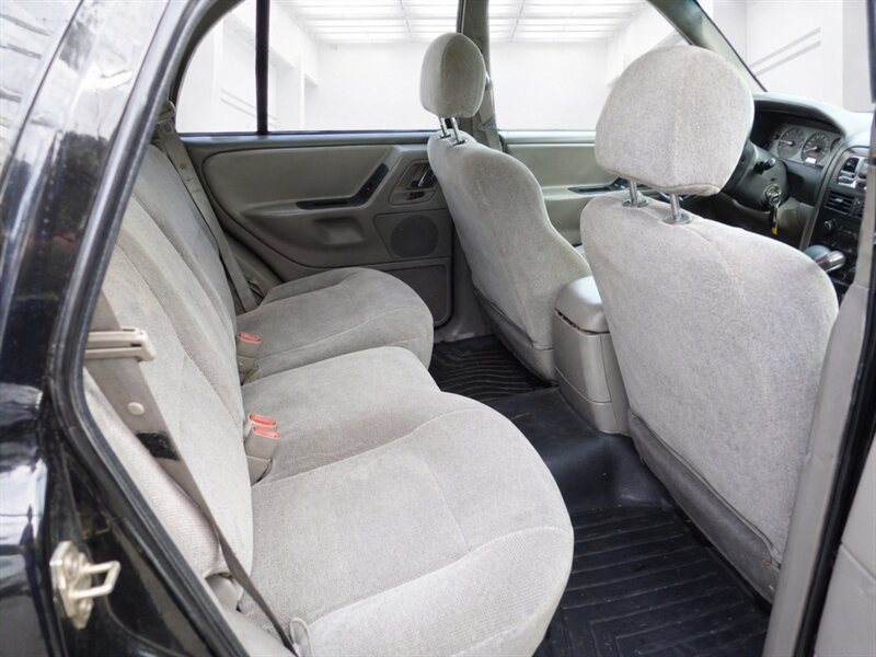 2000 Jeep Grand Cherokee Laredo 4dr Laredo   - Photo 14 - Uniontown, PA 15401