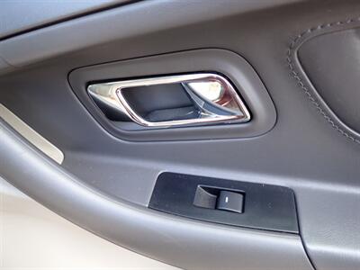 2012 Ford Taurus SEL   - Photo 32 - Uniontown, PA 15401