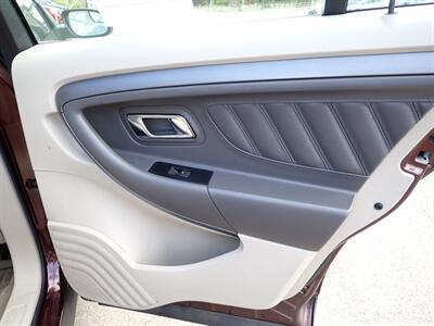 2012 Ford Taurus SEL   - Photo 29 - Uniontown, PA 15401