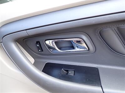 2012 Ford Taurus SEL   - Photo 39 - Uniontown, PA 15401
