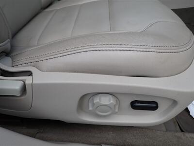 2012 Ford Taurus SEL   - Photo 41 - Uniontown, PA 15401