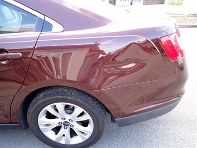 2012 Ford Taurus SEL   - Photo 19 - Uniontown, PA 15401