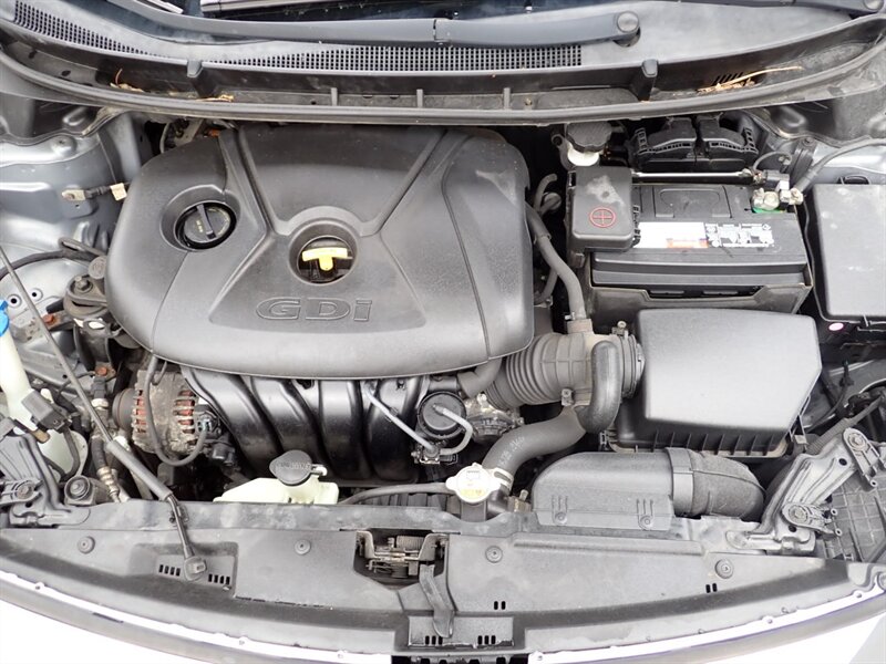2017 Hyundai Elantra GT   - Photo 28 - Uniontown, PA 15401