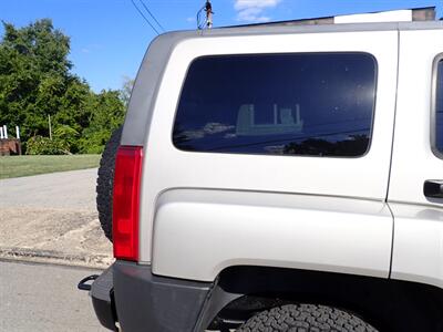 2009 Hummer H3   - Photo 13 - Uniontown, PA 15401