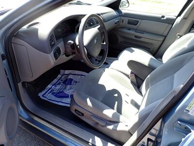 2005 Ford Taurus SE   - Photo 35 - Uniontown, PA 15401