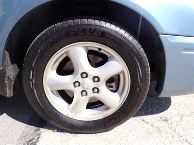 2005 Ford Taurus SE   - Photo 12 - Uniontown, PA 15401