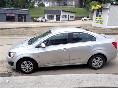 2016 Chevrolet Sonic LT Auto   - Photo 4 - Uniontown, PA 15401