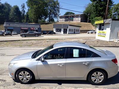 2012 Chevrolet Cruze LS   - Photo 4 - Uniontown, PA 15401