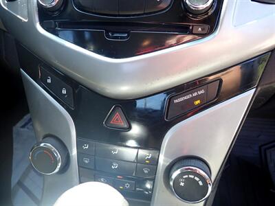 2012 Chevrolet Cruze LS   - Photo 39 - Uniontown, PA 15401