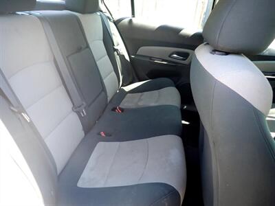 2012 Chevrolet Cruze LS   - Photo 28 - Uniontown, PA 15401