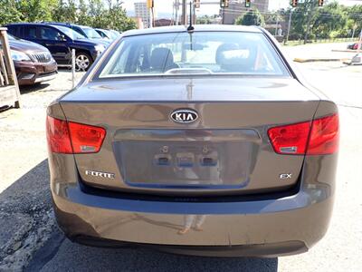 2012 Kia Forte EX   - Photo 3 - Uniontown, PA 15401