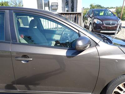 2012 Kia Forte EX   - Photo 13 - Uniontown, PA 15401
