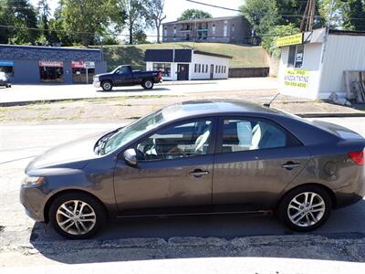 2012 Kia Forte EX   - Photo 9 - Uniontown, PA 15401