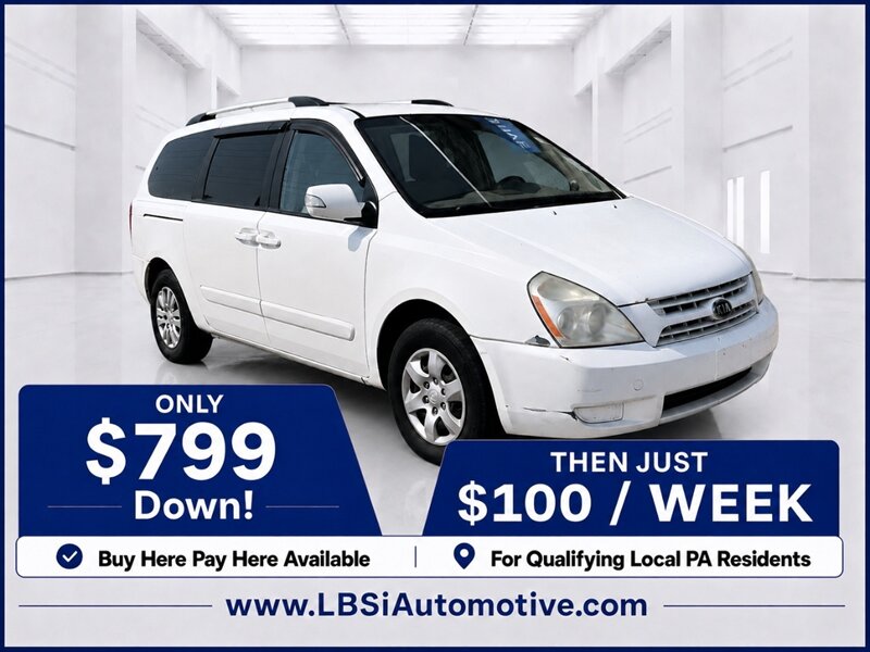 2011 Kia Sedona LX   - Photo 1 - Uniontown, PA 15401