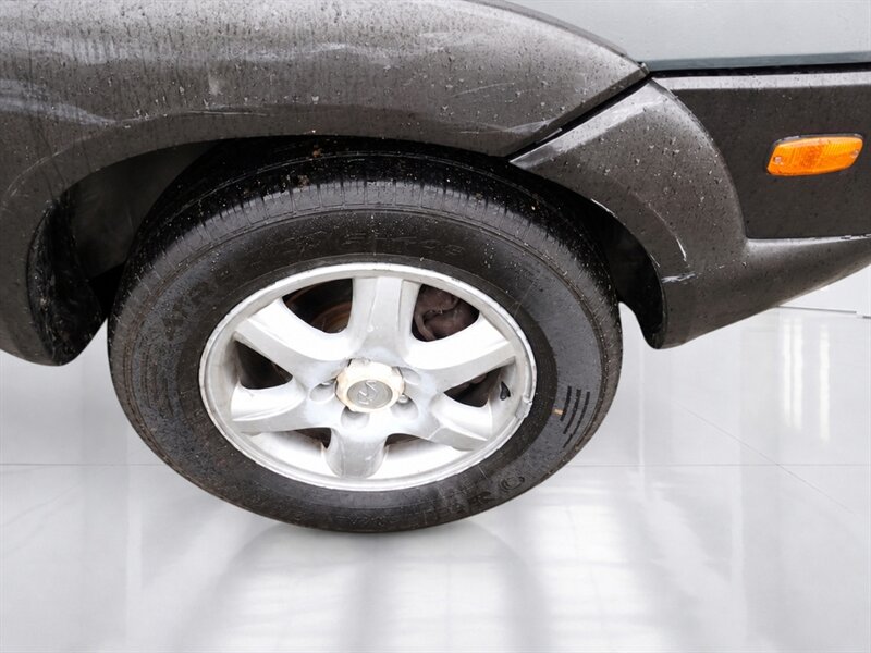 2005 Hyundai TUCSON GLS 4dr GLS   - Photo 27 - Uniontown, PA 15401