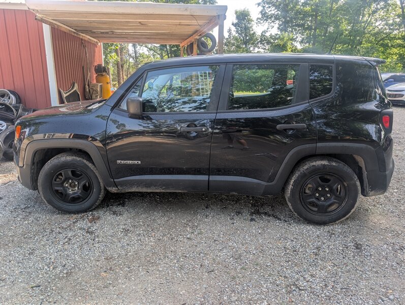 2017 Jeep Renegade Sport - Photo 4 - Houston, MO 65483