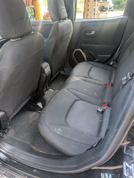 2017 Jeep Renegade Sport - Photo 6 - Houston, MO 65483