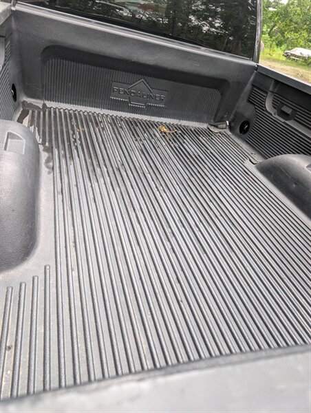 2015 GMC Sierra 1500 SLE - Photo 6 - Houston, MO 65483