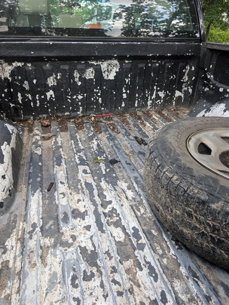 2005 Ford F-150 XLT - Photo 5 - Houston, MO 65483