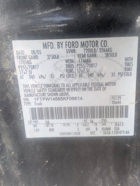 2005 Ford F-150 XLT - Photo 9 - Houston, MO 65483