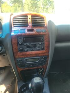 2003 Hyundai SANTA FE GLS - Photo 7 - Houston, MO 65483