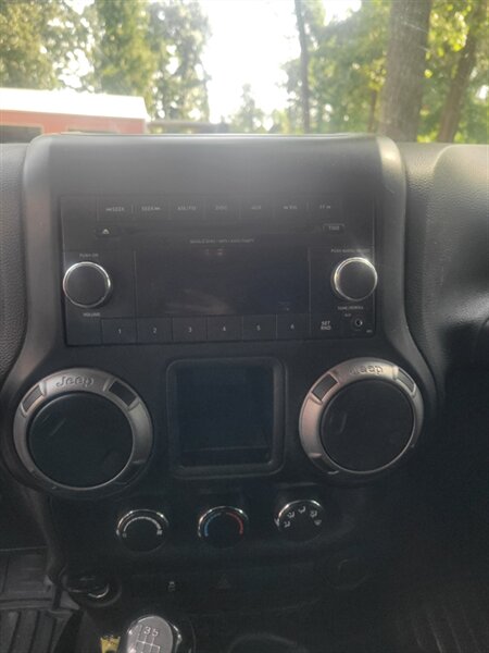 2014 Jeep Wrangler Sport - Photo 11 - Houston, MO 65483