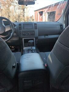 2011 Nissan Pathfinder S - Photo 7 - Houston, MO 65483