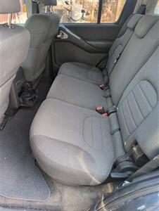 2011 Nissan Pathfinder S - Photo 6 - Houston, MO 65483