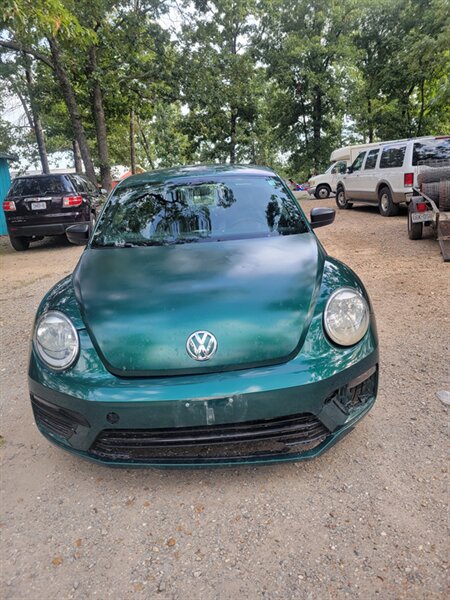 2017 Volkswagen Beetle 1.8T S  
