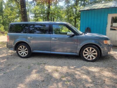 2010 Ford Flex Limited   - Photo 2 - Houston, MO 65483