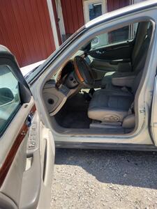 2004 Cadillac DeVille DHS   - Photo 3 - Houston, MO 65483