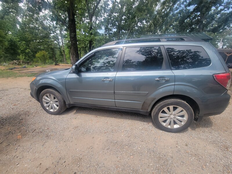 2011 Subaru Forester 2.5X Premium - Photo 4 - Houston, MO 65483