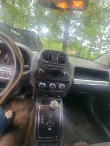 2014 Jeep Compass Sport - Photo 8 - Houston, MO 65483