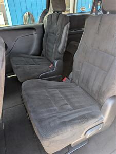 2015 Dodge Grand Caravan SE Plus   - Photo 6 - Houston, MO 65483