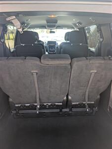2015 Dodge Grand Caravan SE Plus   - Photo 5 - Houston, MO 65483